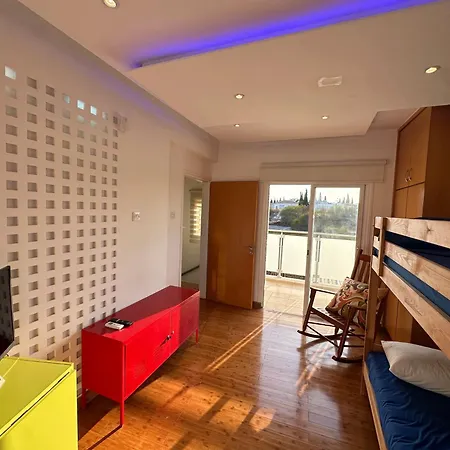 Vilă Stylish, Quiet 800m From The Beach, Pernera Paralimni