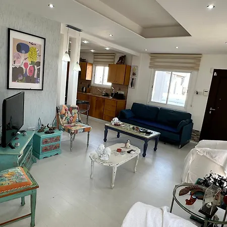Stylish, Quiet 800m From The Beach, Pernera Paralimni